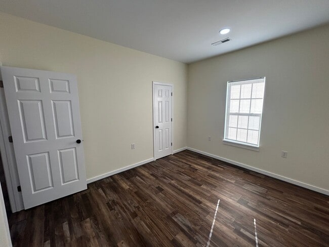Building Photo - Arab Duplex Homes For Rent