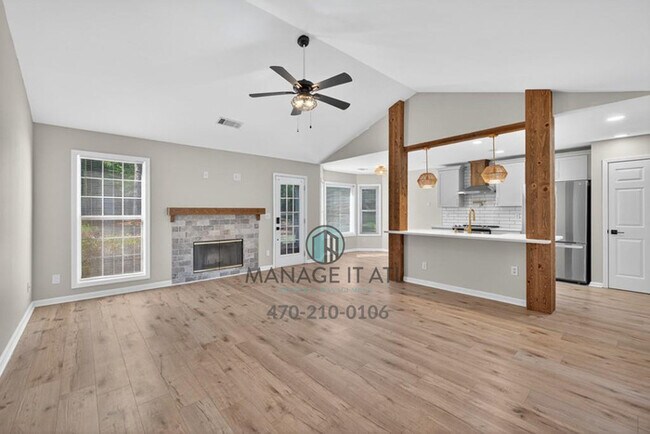 Building Photo - Meticulously maintained 3 Bedroom ranch ho...