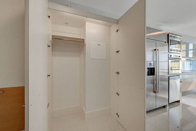 Building Photo - Stunning Strip Views from this Fully Furnished Studio Residence.