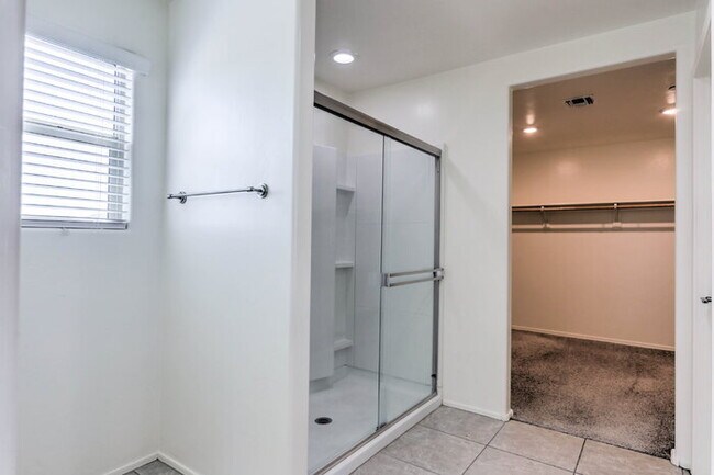 Building Photo - $750.00 MOVE-IN CREDIT TOWARDS FIRST MONTH RENT!!!!! Rancho Sahuarita