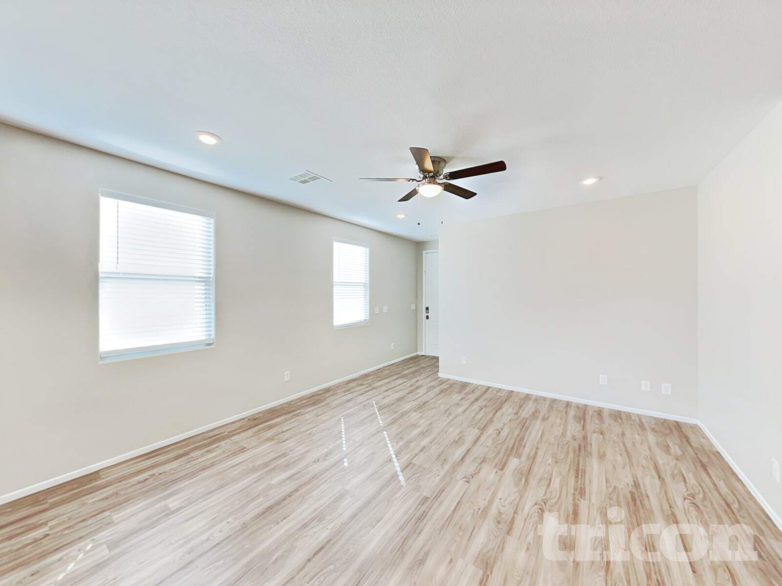 Building Photo - 10270 Nolinas St