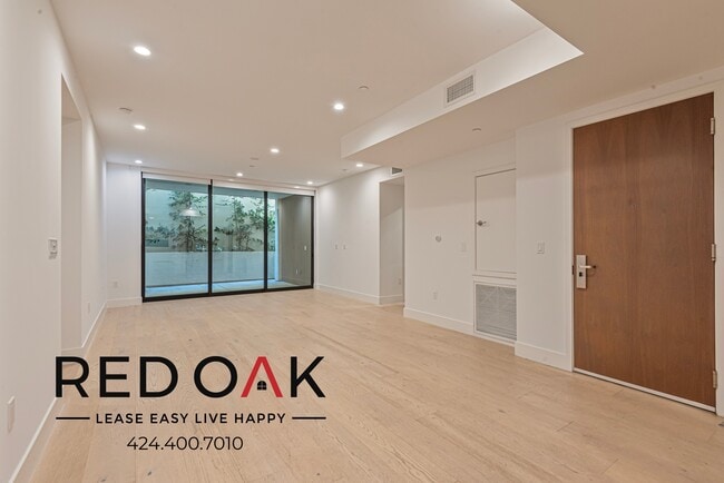 Primary Photo - Stunning Contemporary Two Bedroom with Sty...