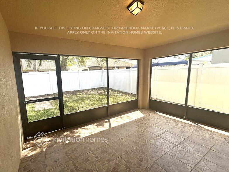 Building Photo - 419 Thicket Crest Rd