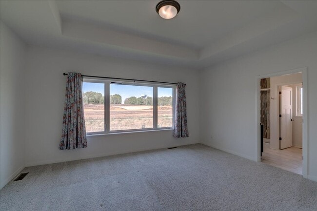 Building Photo - 604 Burnt Sienna Dr