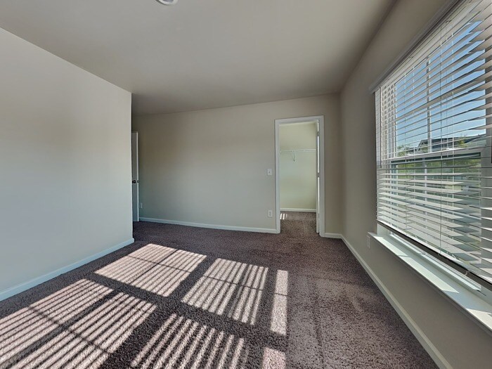 Building Photo - 43 Blue Fescue Way
