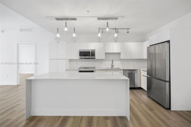 Building Photo - 101 Diplomat Pkwy