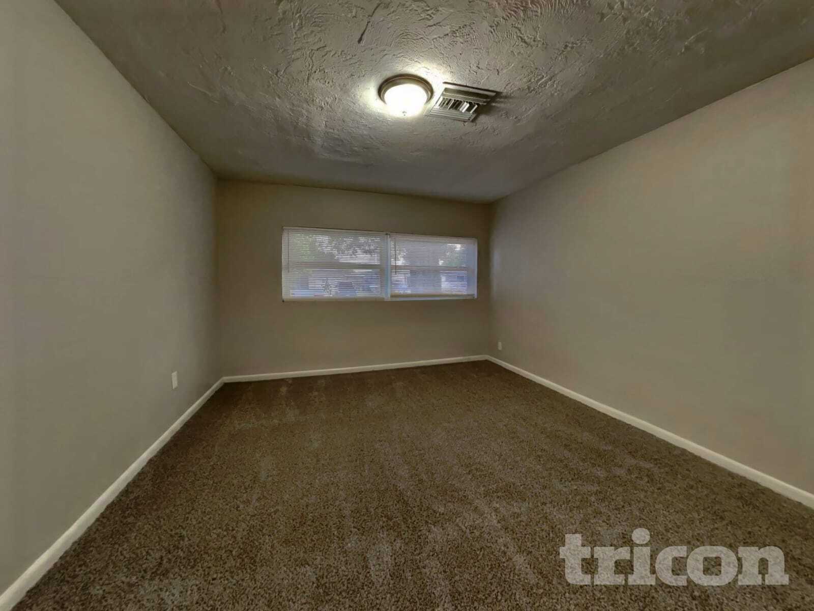 Building Photo - 6953 41st Terrace N