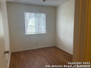 Building Photo - 803 Meadow Dale
