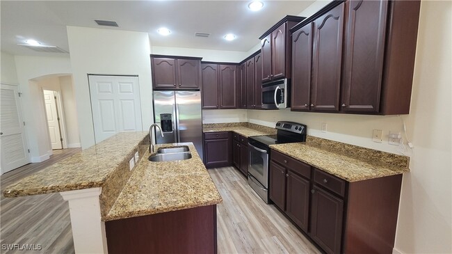 Building Photo - 2549 Verdmont Ct