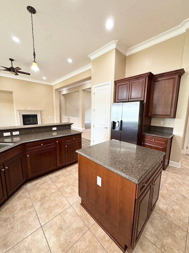 Building Photo - Sun City Lincoln Hills Active Adult Community Three Bedroom Three Car Garage SEE VIDEO