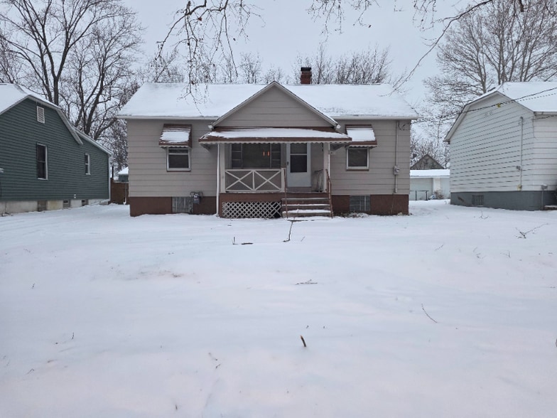 Primary Photo - 41 W Interstate St