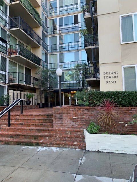 Building Photo - 9950 Durant Dr