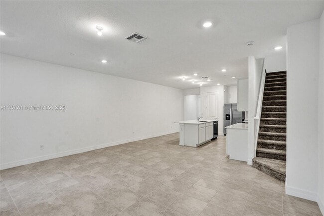Building Photo - 767 NW 82nd Ter