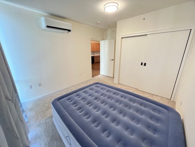 Building Photo - LIKE NEW Condition 1 Bedroom 1 Bathroom at...