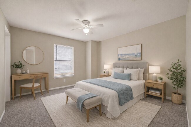 Building Photo - 17250 Cricketbriar Ct