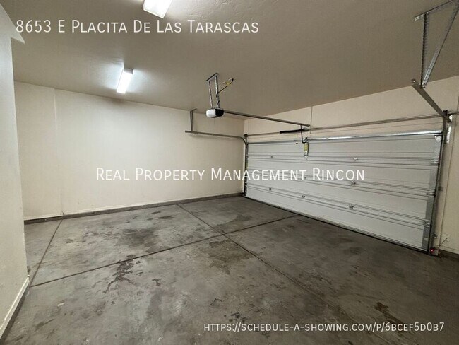 Building Photo - 8653 E Placita De Las Tarascas