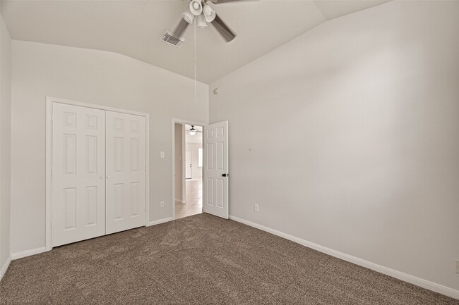 Building Photo - 1918 Riane Ln