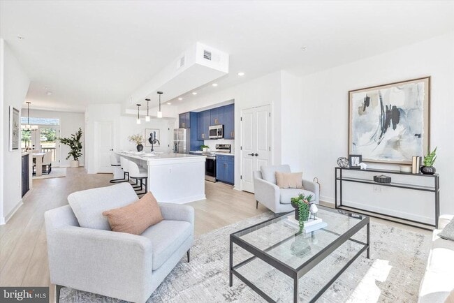 Building Photo - 1631 Blacksmith Wy