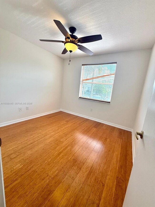 Building Photo - 1355 NW 154th Ln