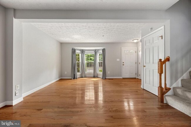 Building Photo - 2716 Mapleview Ct