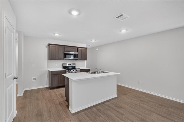 Building Photo - 1153 Northfield Dr
