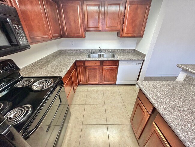 Building Photo - 4965 Indian River Dr