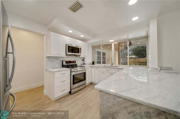 Building Photo - 4115 Madison St