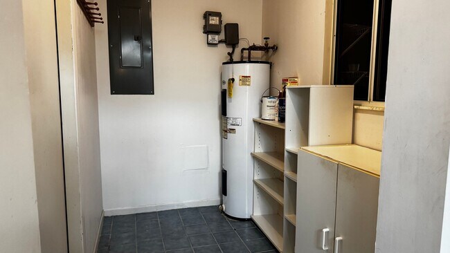 Building Photo - 8449 SW 106th Pl