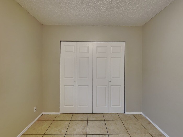 Building Photo - 3104 Stonewall Ln