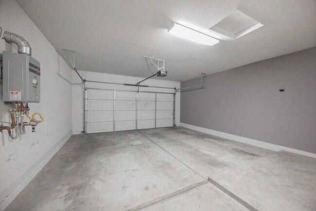 Building Photo - 42381 W Mira Ct