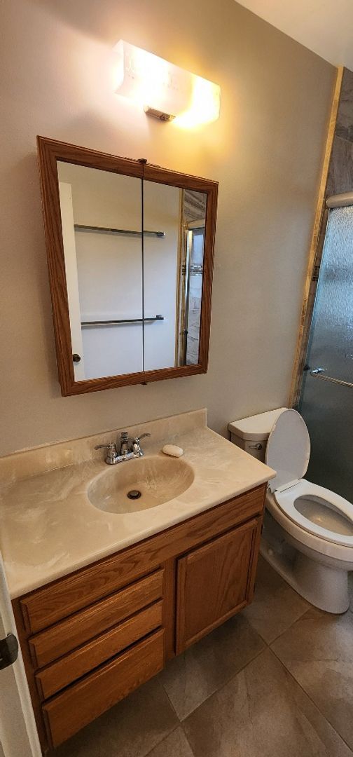 Building Photo - Updated Fair Oaks Beauty!