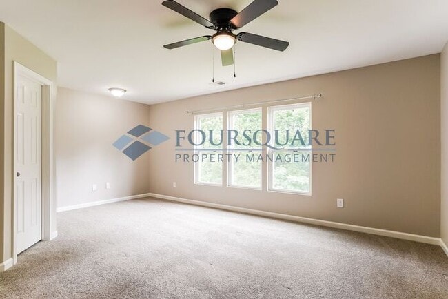 Building Photo - Townhome | Back Patio | Single -Car Garage...