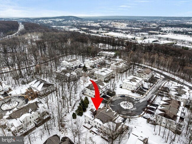 Building Photo - 120 Elizabeth Ct