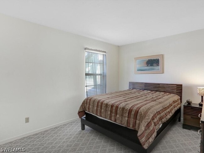 Building Photo - 4912 Tamiami Trl E