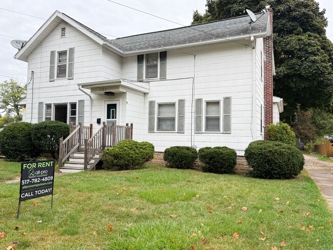 Primary Photo - NEW REMODELED- 2 bedroom duplex