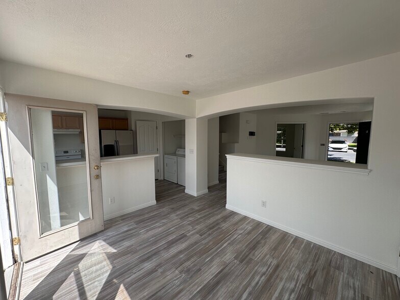 Building Photo - 1129 W 1390 S