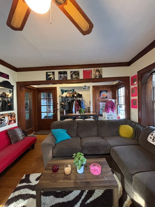 Building Photo - 2935 N Downer Ave