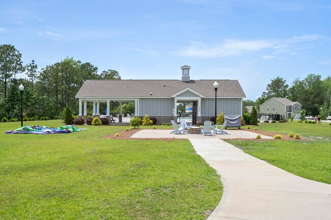 Building Photo - 1049 Burled Oak Rdg Lp SE