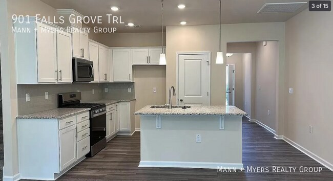 Building Photo - 901 Falls Grove Trl
