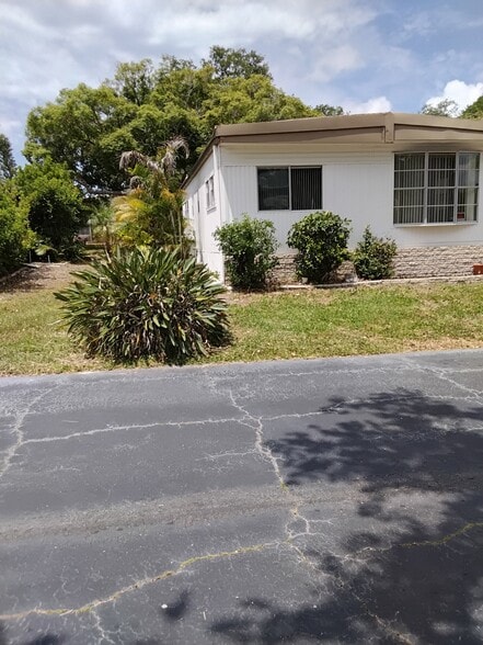 Building Photo - 86 Laurelwood Dr