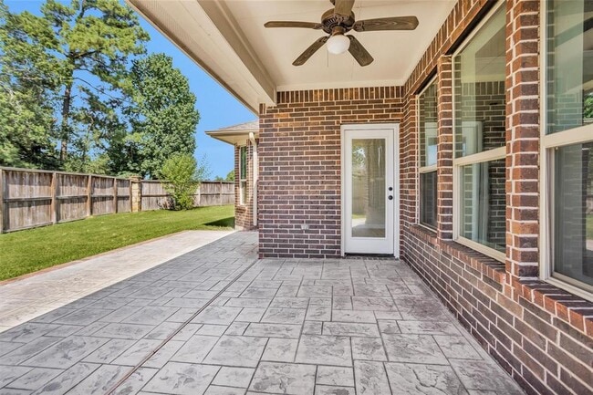 Building Photo - 24015 Richglen Court