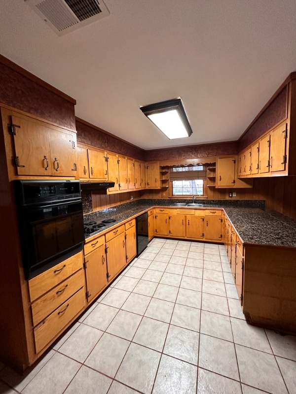 Building Photo - 538 Hillview Rd