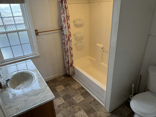 Building Photo - 5155 E Main Street Rd