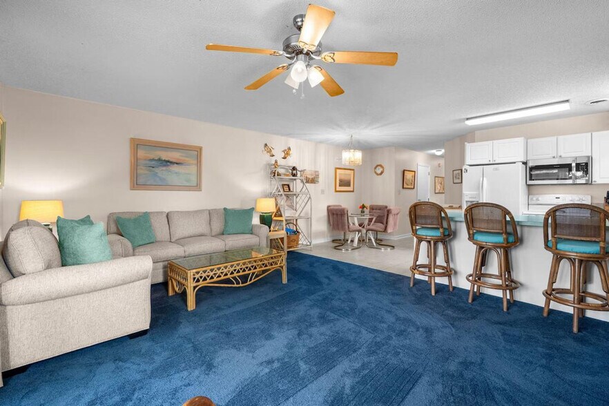 Building Photo - 1717 Boyne Dr