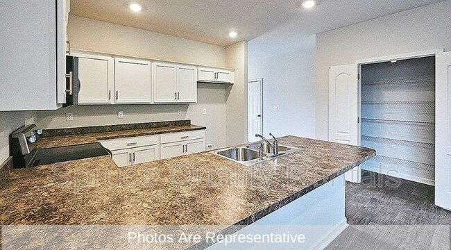 Building Photo - 1232 Aurora Glen Dr