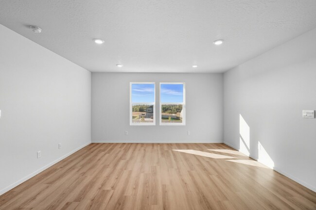 Building Photo - 806 K St