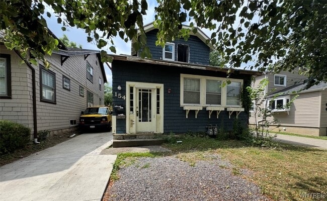 Primary Photo - 154 W Winspear Ave