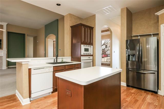 Building Photo - 717 Summerfield Dr