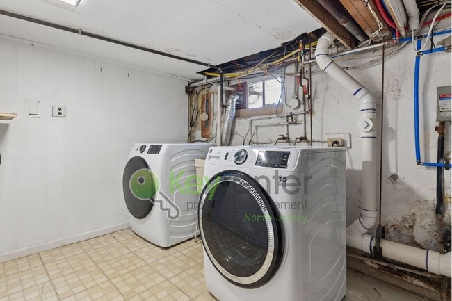 Building Photo - Charming 4-Bedroom Home on 2 Acres—Woods, Trails & Exceptional Storage