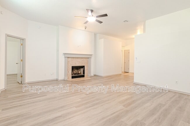 Building Photo - 16416 Oconee Creek Dr